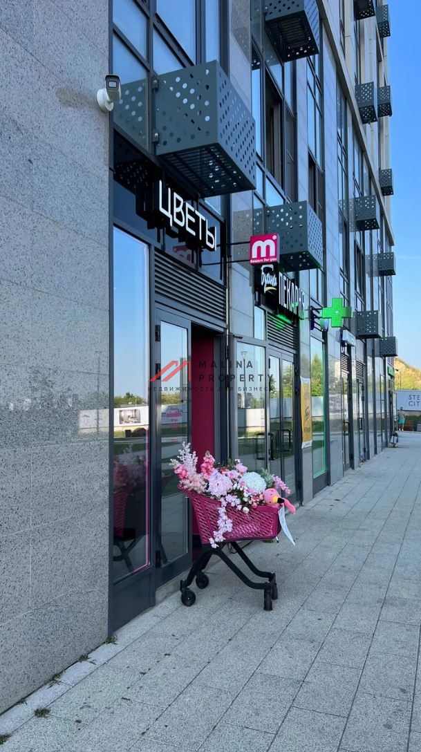 Продажа помещения с арендаторами в ЖК «Стеллар Сити»