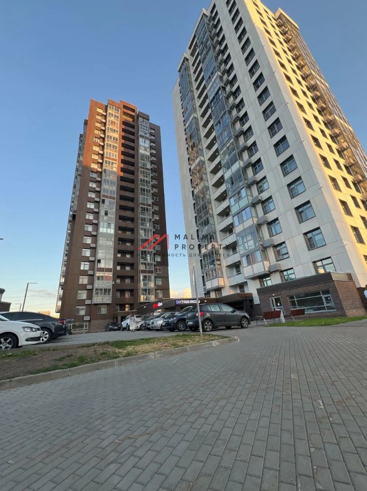 Продажа помещения с магазином Красное и Белое в ЖК «Барбарис»