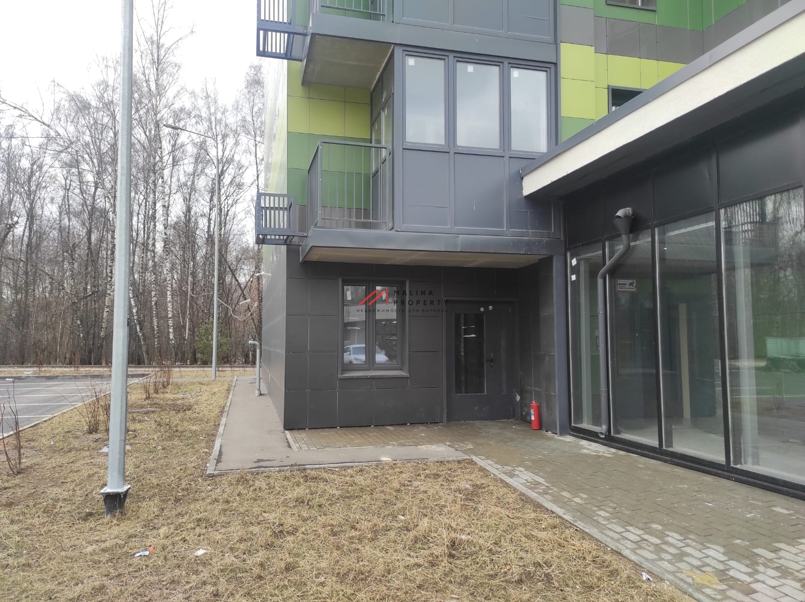 Аренда торгового помещения в ЖК "Три квартала"