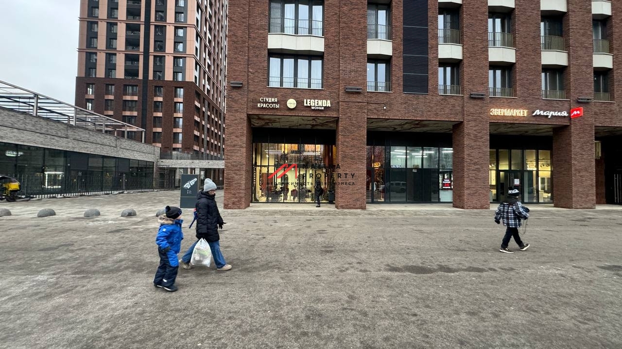 Аренда торгового помещения в ЖК "EVER-2" 