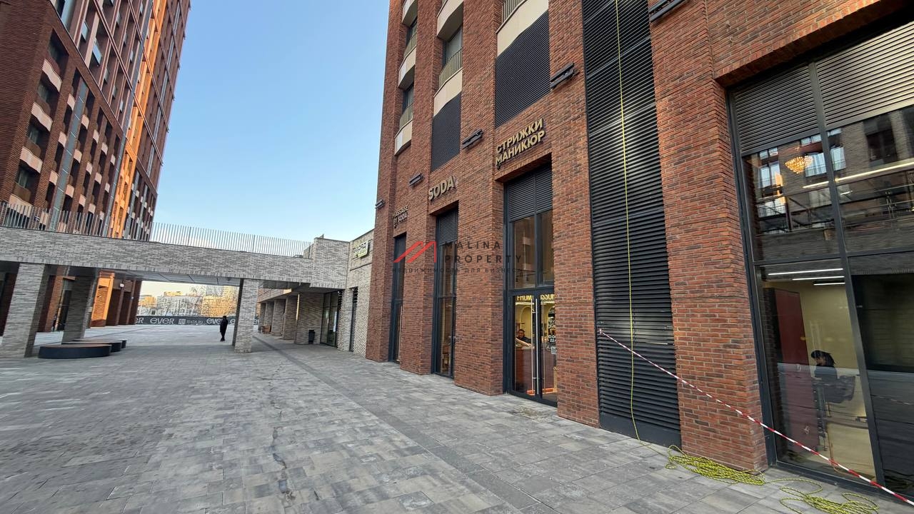 Аренда торгового помещения в ЖК "EVER-2" 