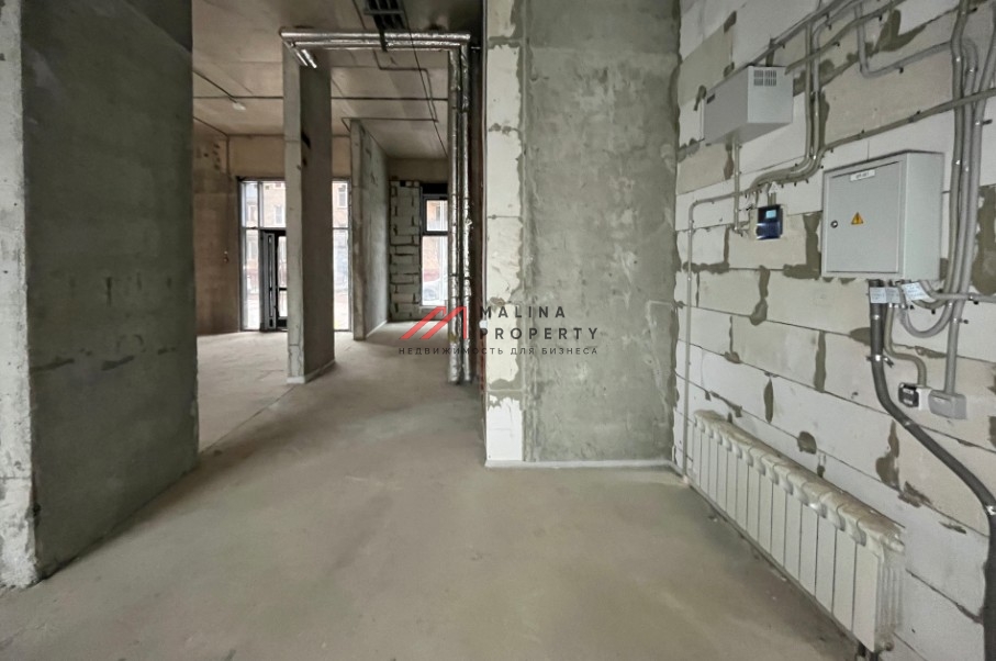 Аренда торгового помещения в новом доме 