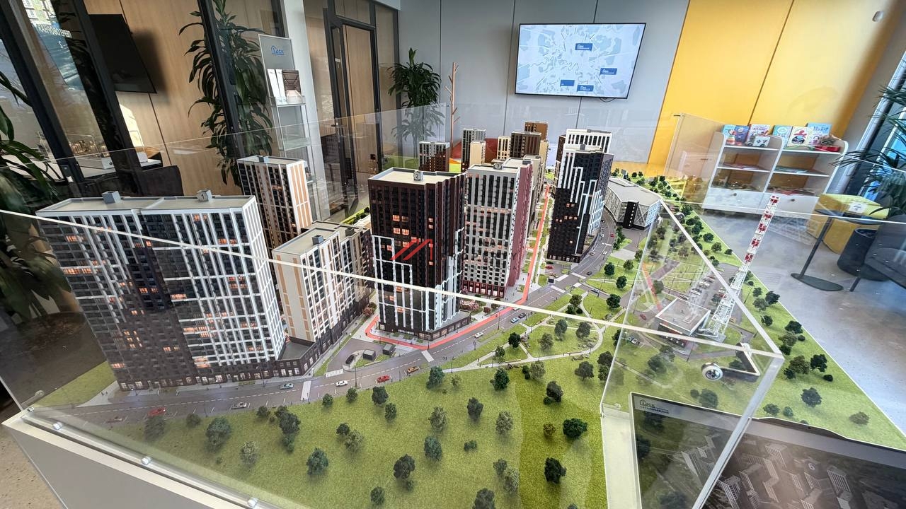 Продажа торгового помещения в ЖК "1-й Саларьевский" 