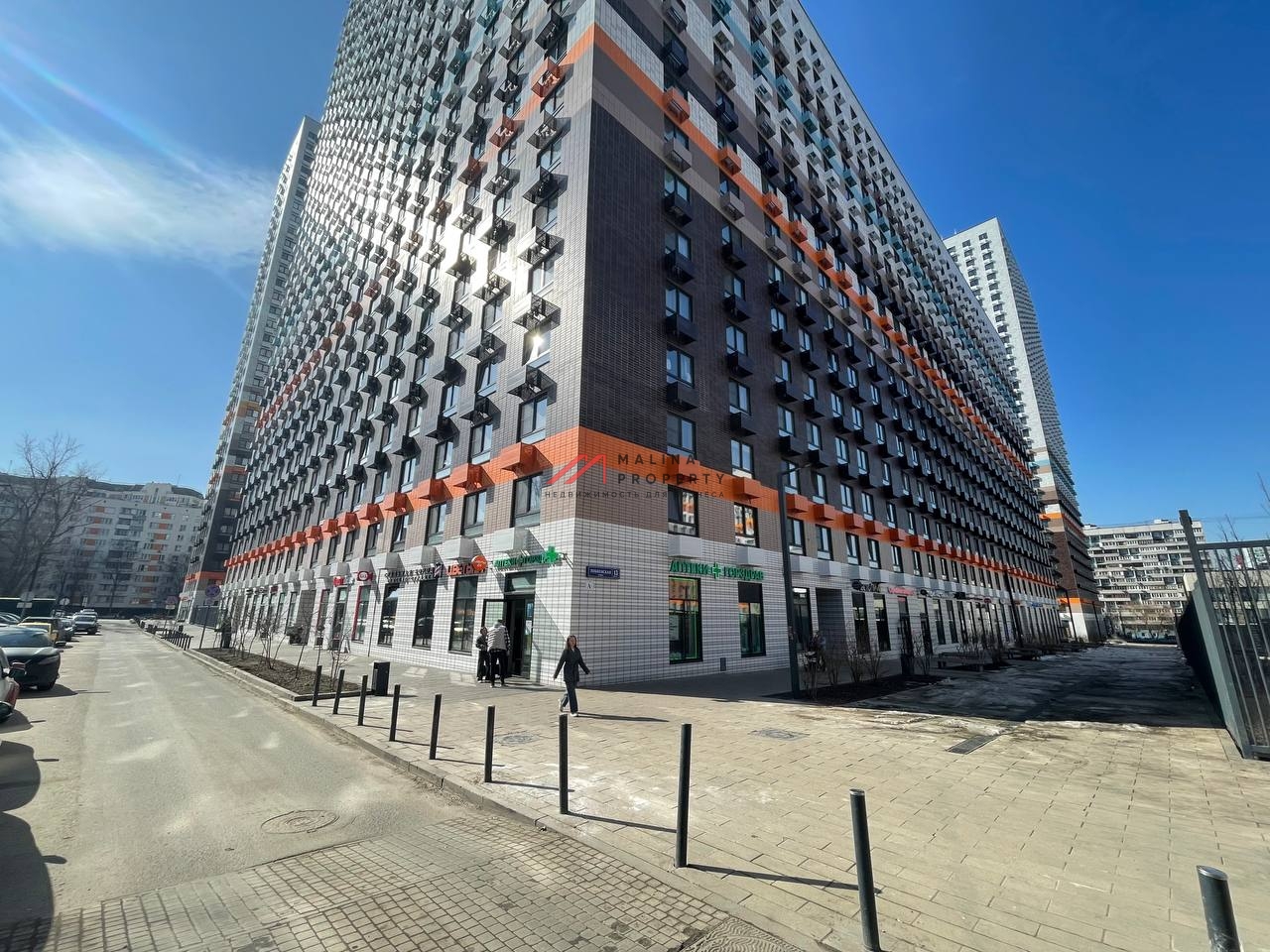 Продажа торгового помещения с арендатором Бристоль