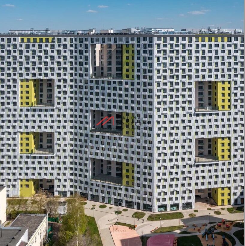 Продажа торгового помещения в ЖК "Лайм"