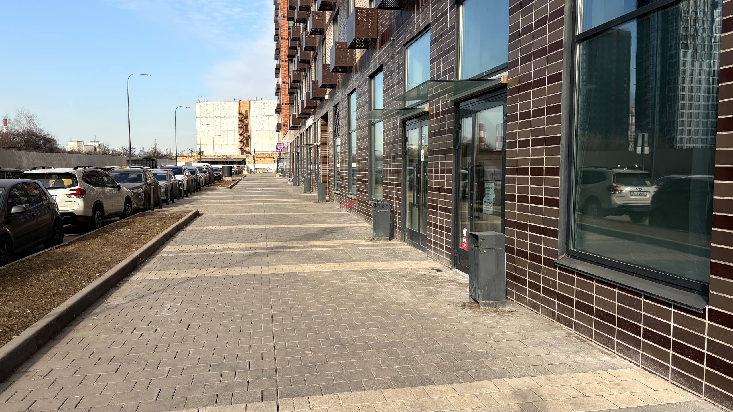 Продажа помещения с арендатором в ЖК "Бусиновский парк" 