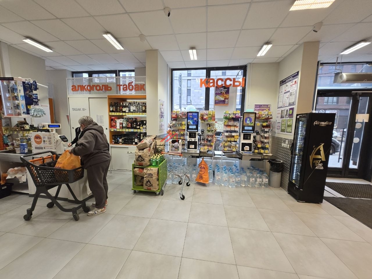 Продажа помещения с "Дикси" в ЖК Бунинские кварталы 