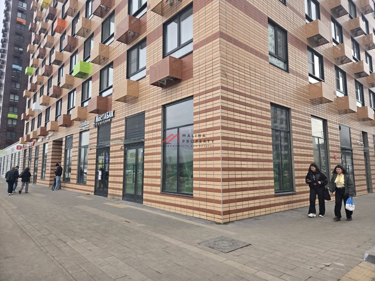 Продажа торгового помещения в ЖК «Бунинские луга»