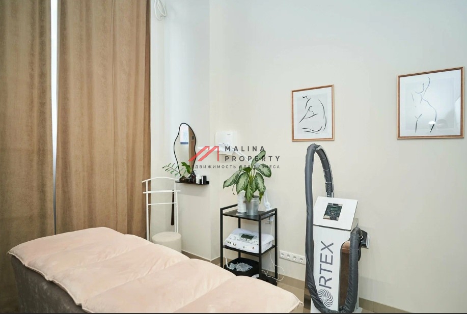 Продажа торгового помещения на Эдварда Грига