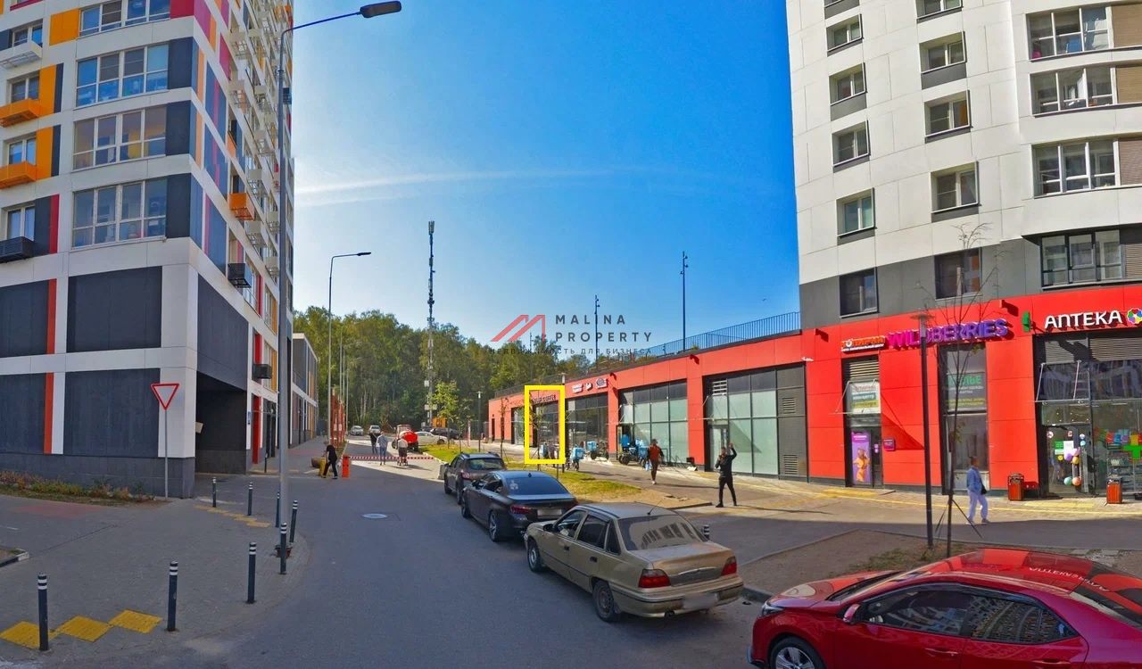Продажа торгового помещения в ЖК "Спутник"