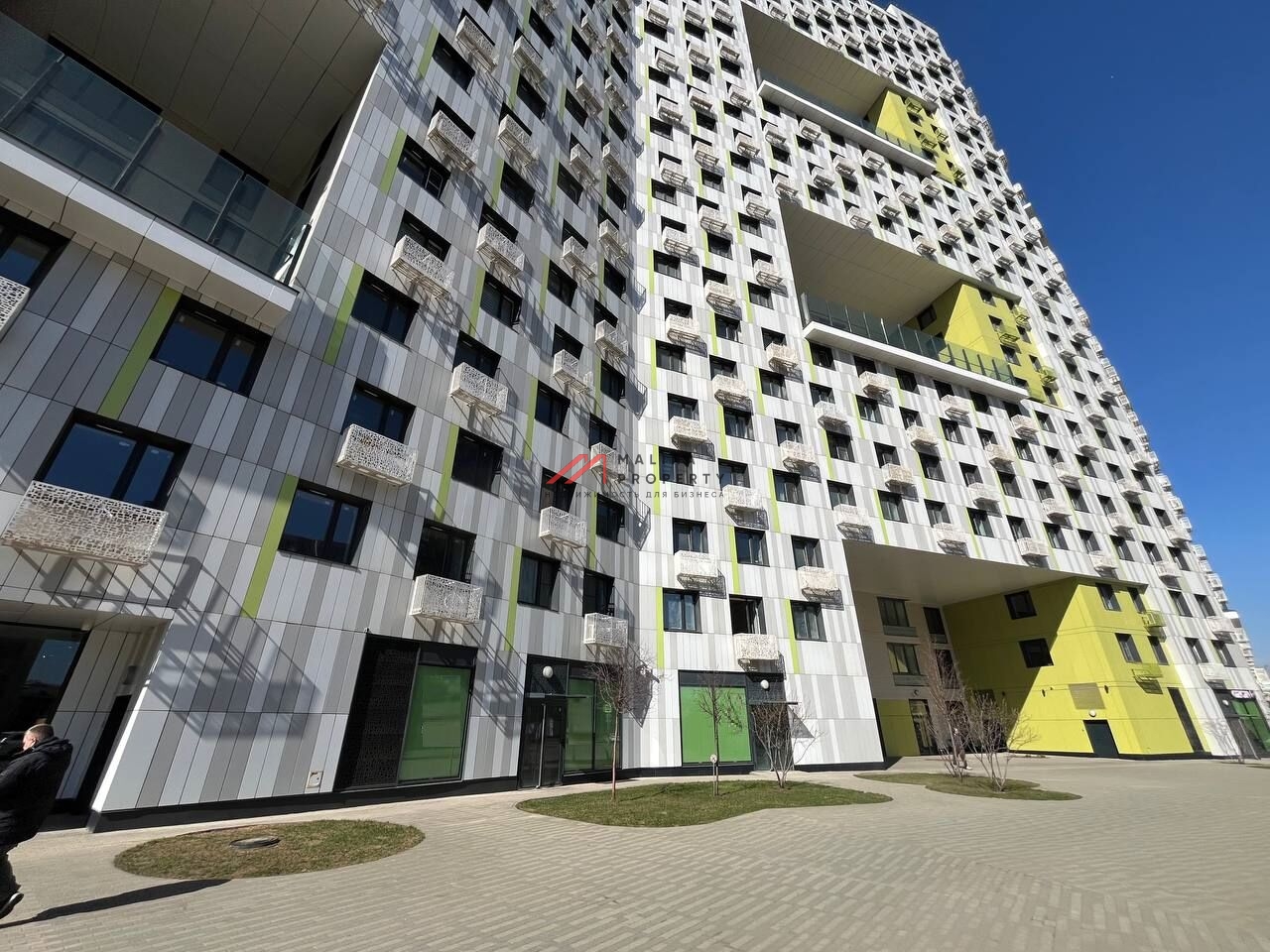 Продажа торгового помещения в ЖК "Лайм"