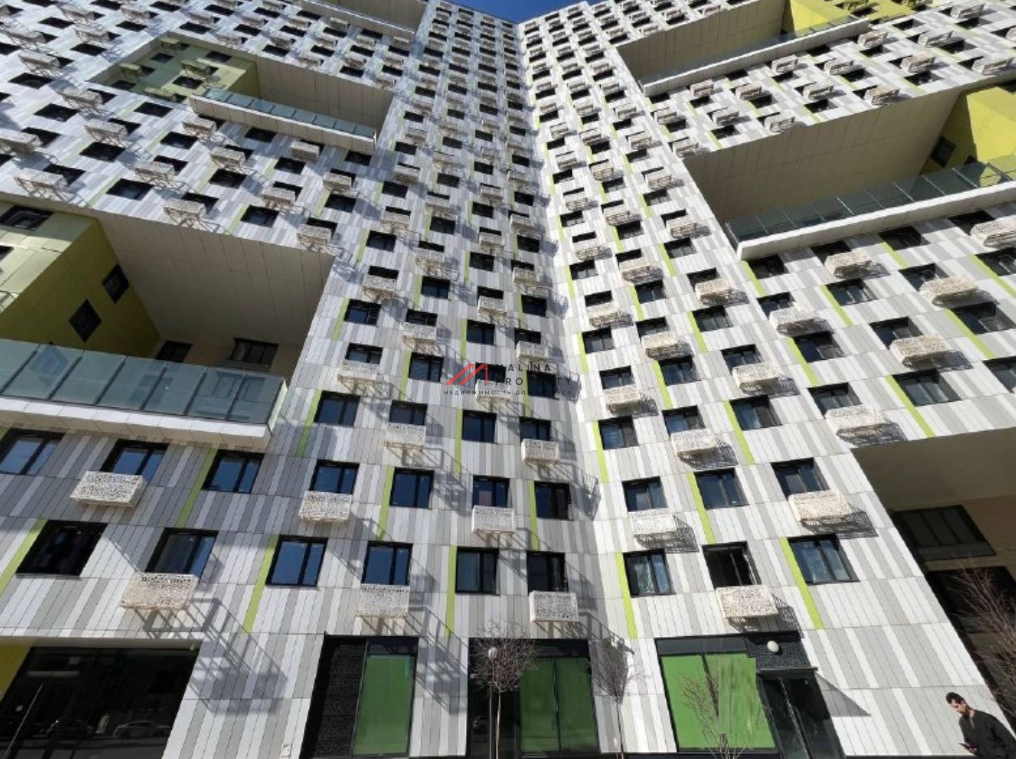 Продажа торгового помещения в ЖК "Лайм"