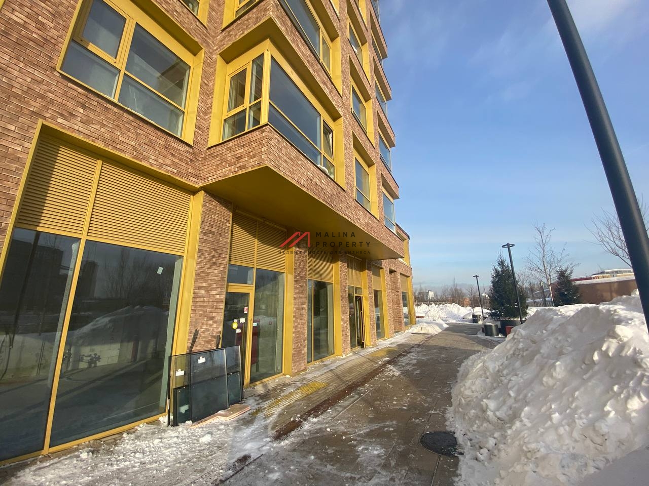 Продажа торгового помещения ЖК "WOW"