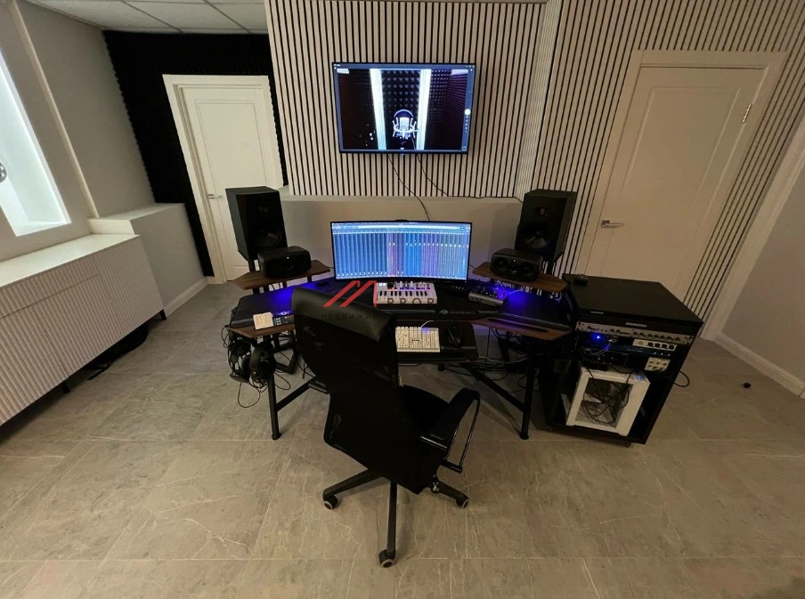 Продажа торгового помещения с арендаторами