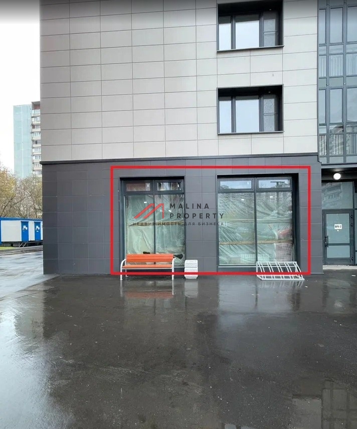 Аренда торгового помещения в новом доме 