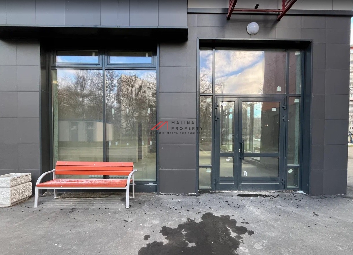 Аренда торгового помещения в новом доме 