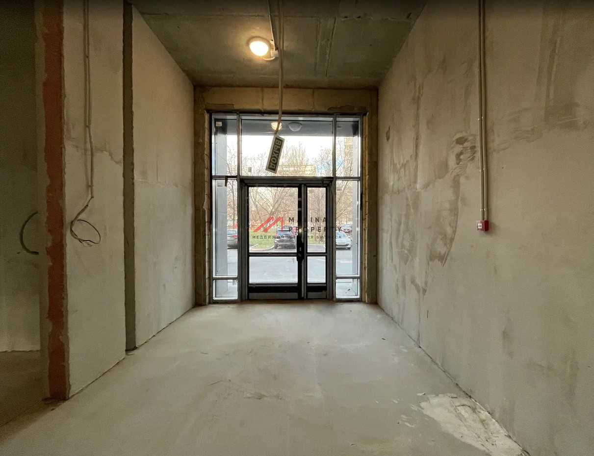 Аренда торгового помещения в новом доме 