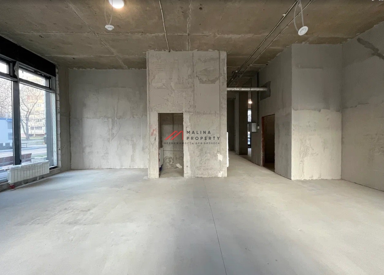 Аренда торгового помещения в новом доме 