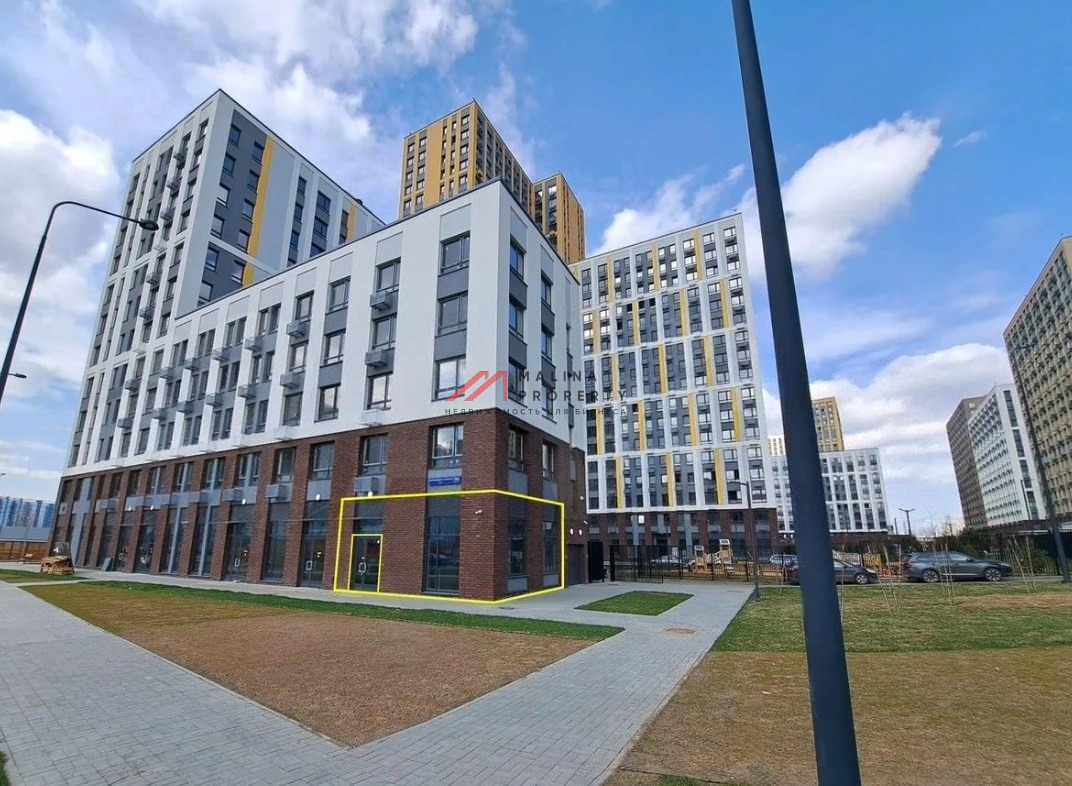 Аренда торгового помещения в ЖК Лучи-2