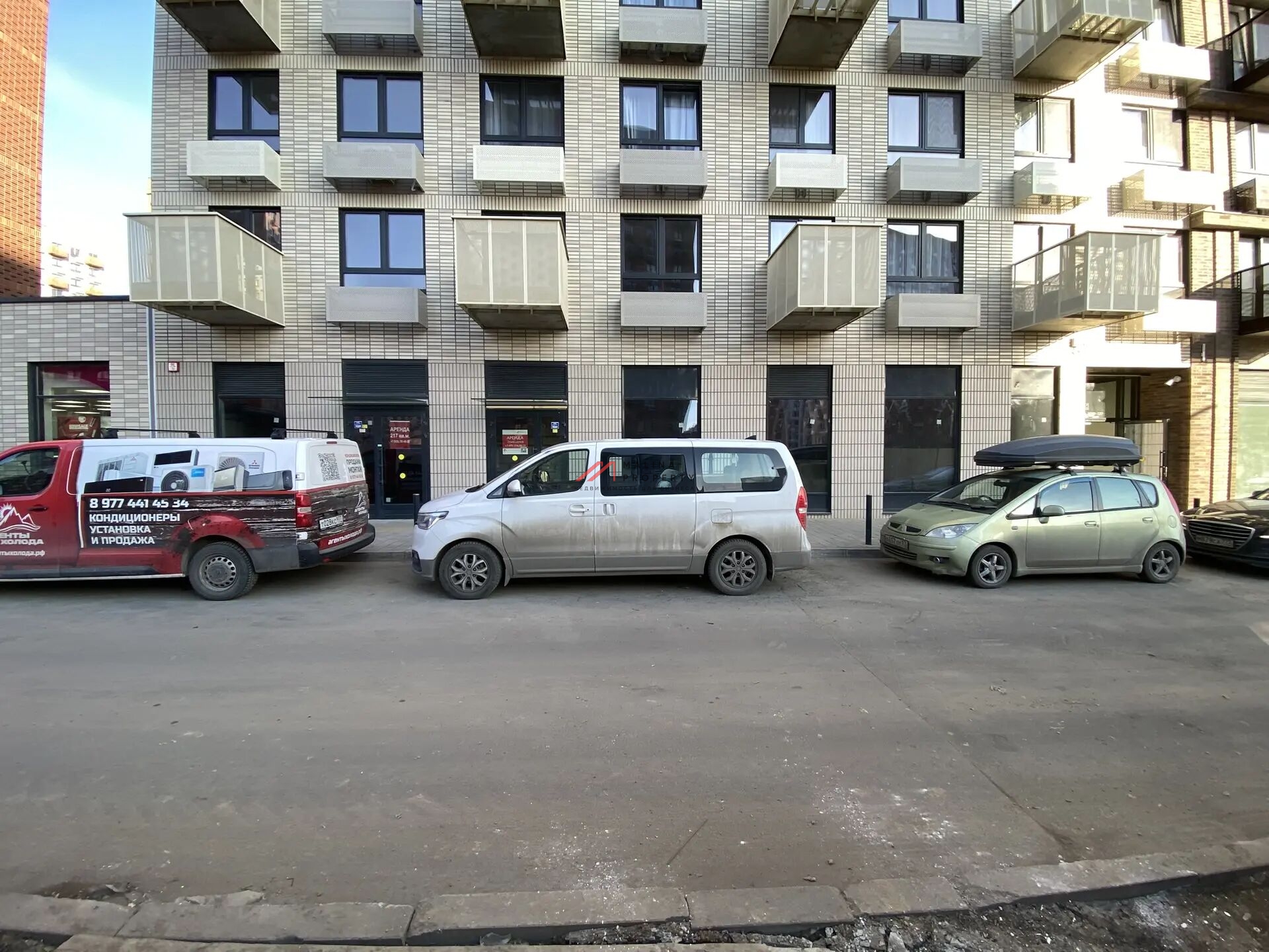 Продажа торгового помещения в ЖК "Саларьево парк