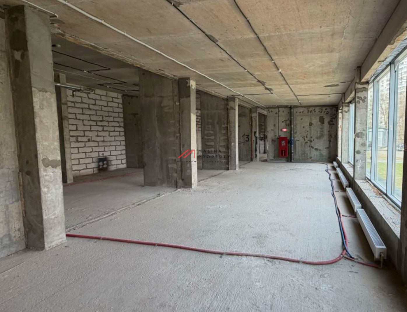 Аренда торгового помещения в  ЖК "Лучи"