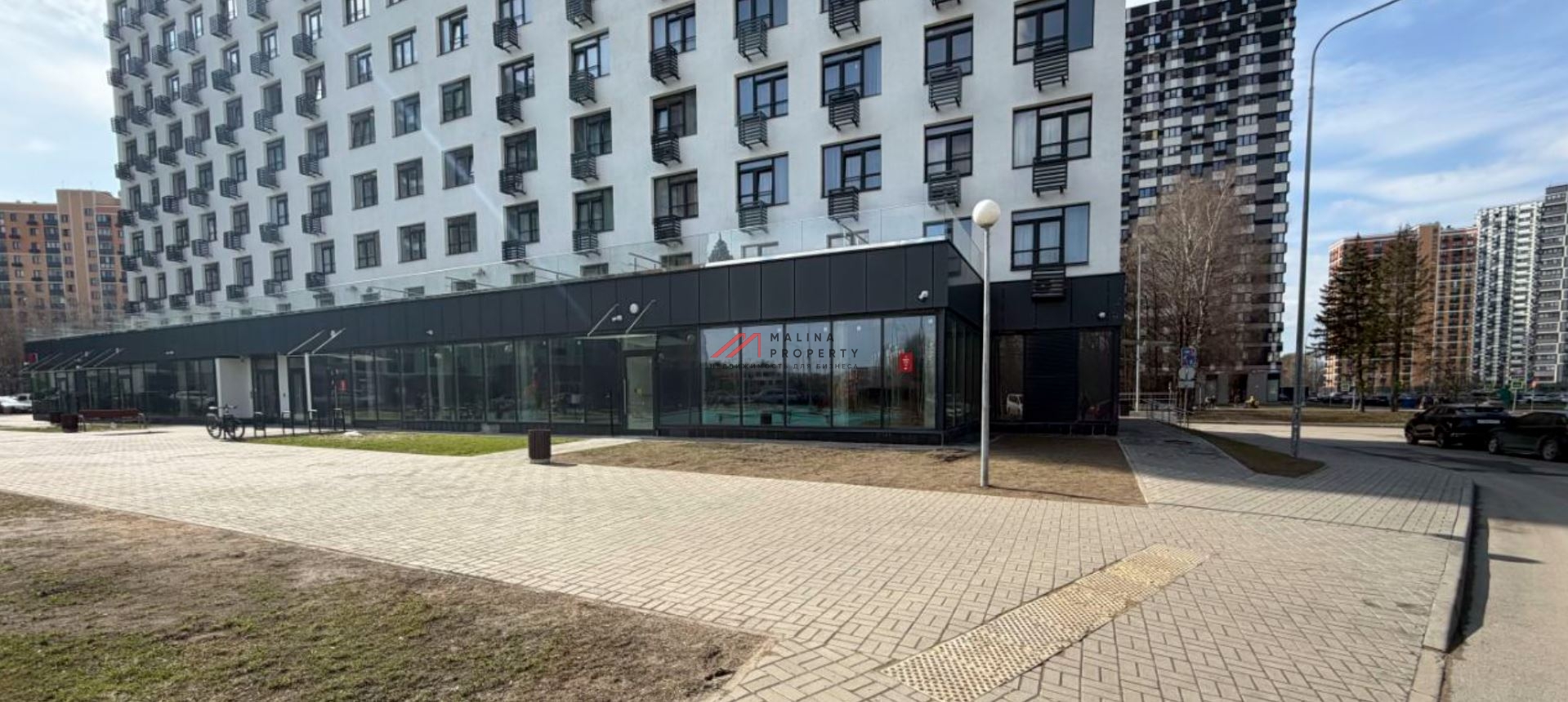 Продажа торгового помещения в  ЖК "Лучи"