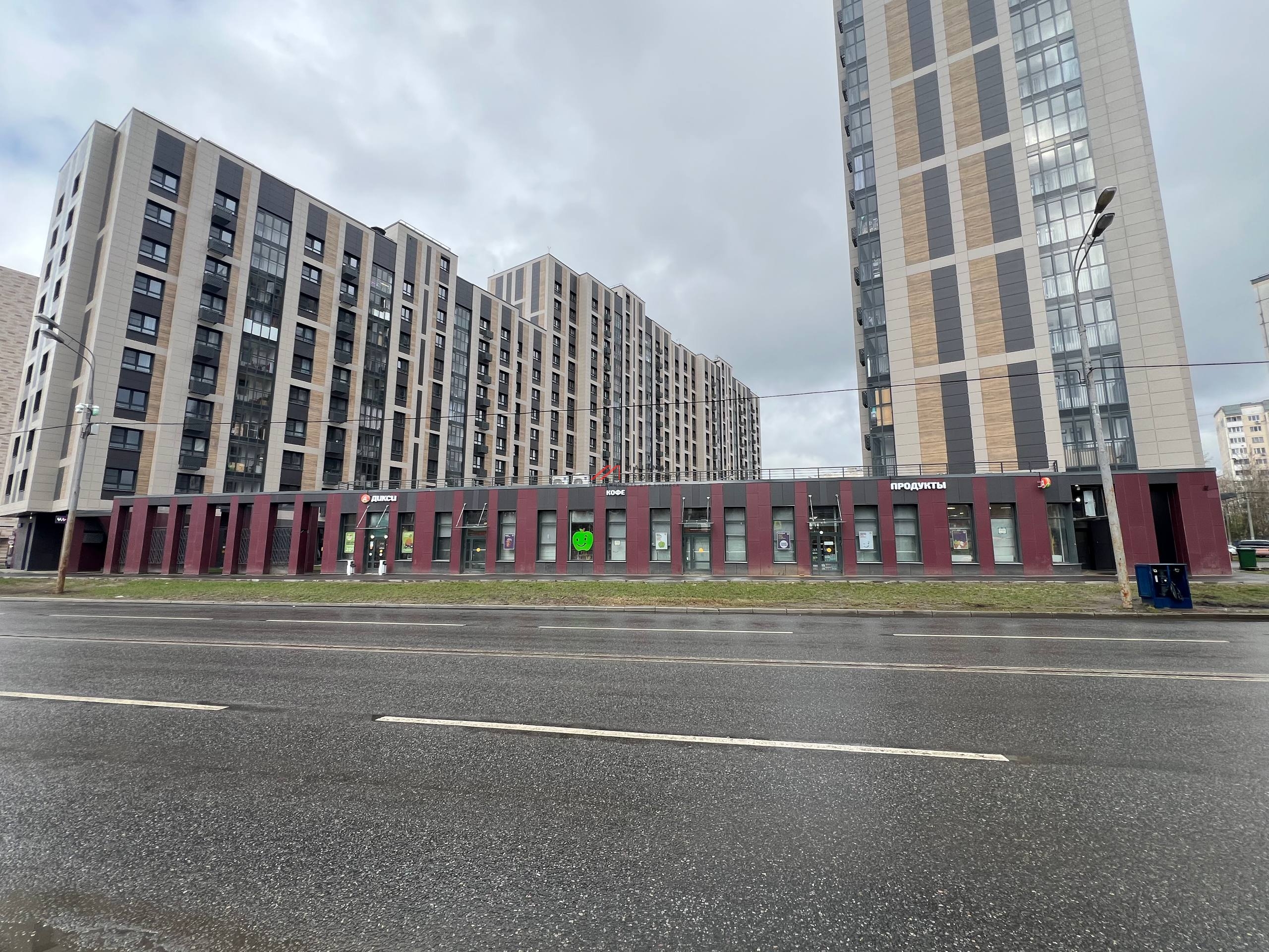Продажа помещения с арендатором супермаркет "Дикси" 
