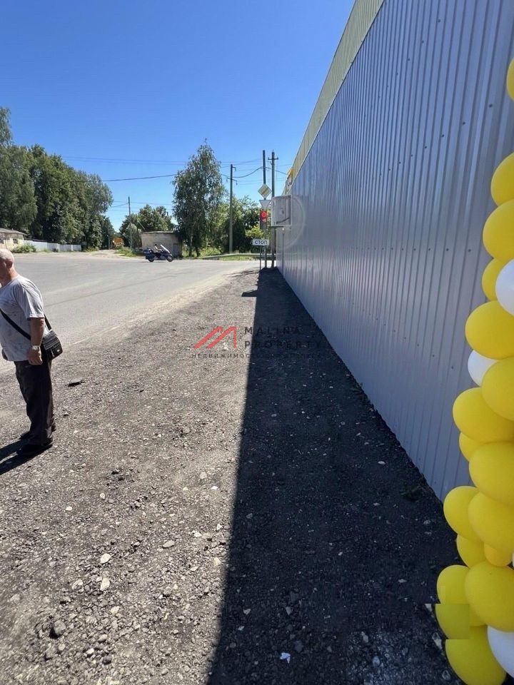 Продажа здания с арендатором Чижик 