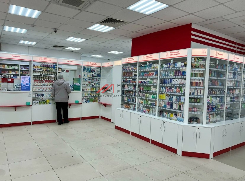 Продажа помещения с арендаторами на ул. Юных Ленинцев