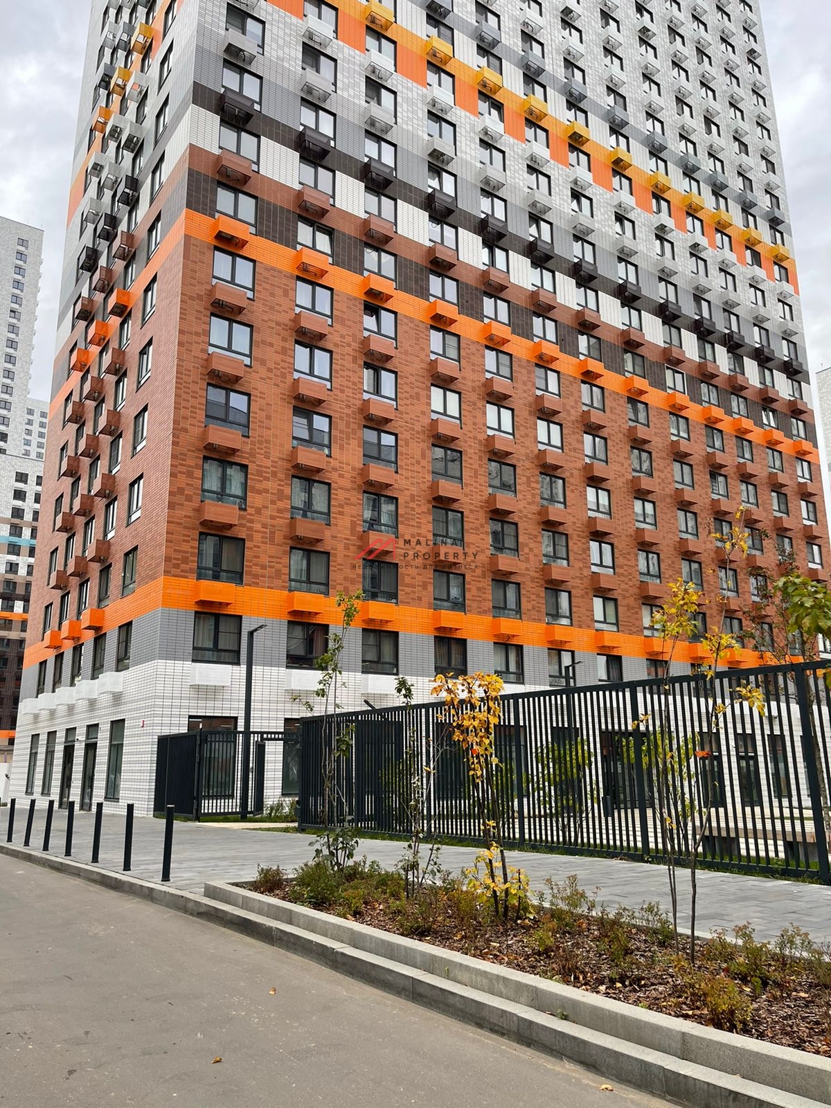 Продажа нежилого помещения в ЖК "Дмитровский парк"