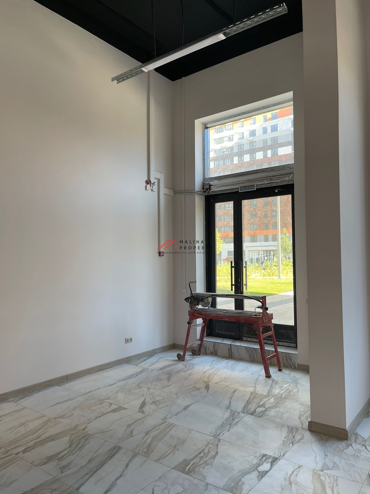 Продажа нежилого помещения в ЖК "Дмитровский парк"