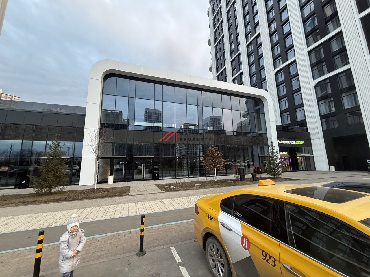 Аренда торгового помещения в ЖК "Остров"