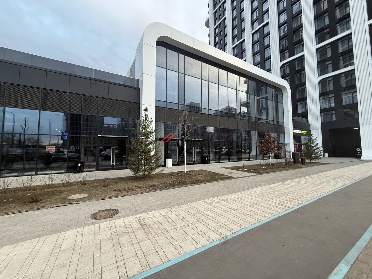 Аренда торгового помещения в ЖК "Остров"