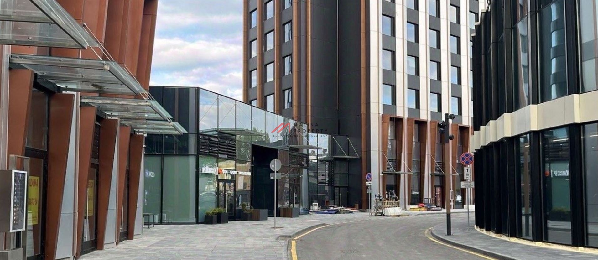 Аренда торгового помещения в жилом комплексе бизнес-класса "Режиссер"