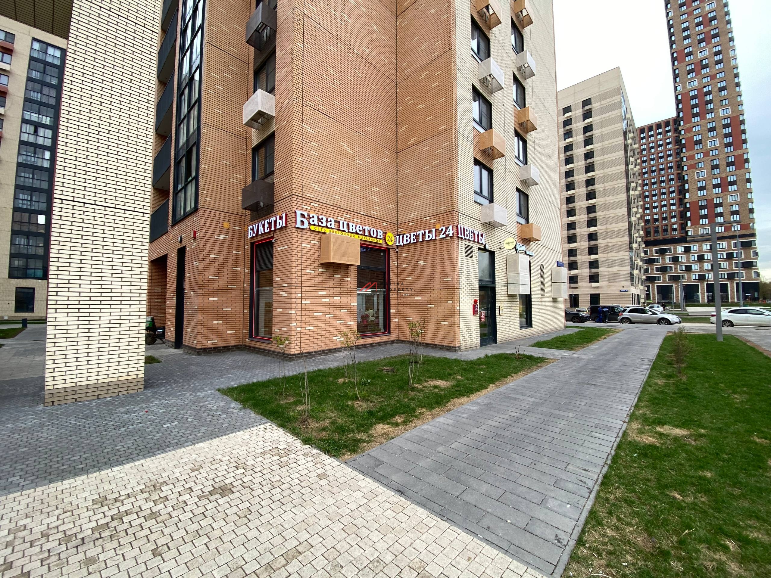 Продажа помещения на Амурской с арендаторами (1я линия)