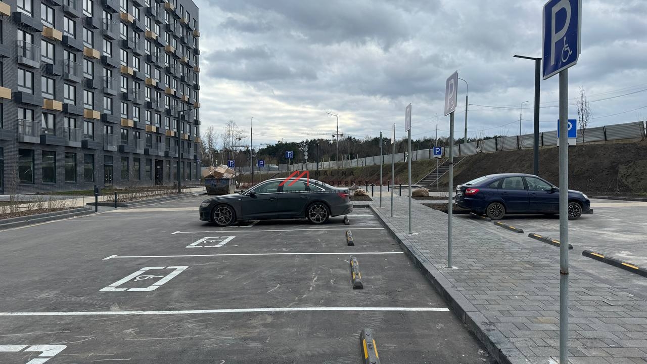 Продажа торгового помещения в ЖК Ильинские луга 