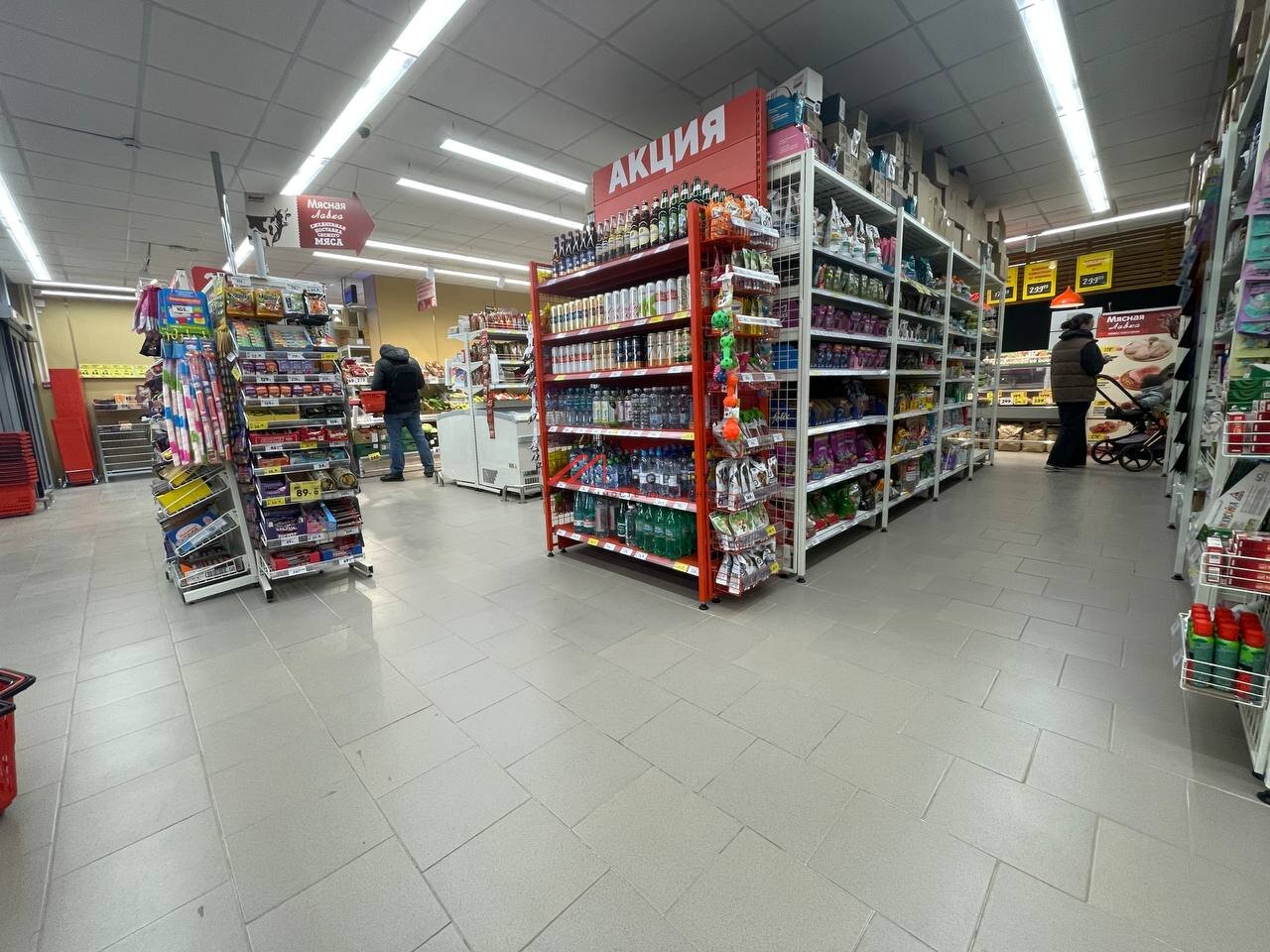 Продажа торгового помещения с супермаркетом Верный