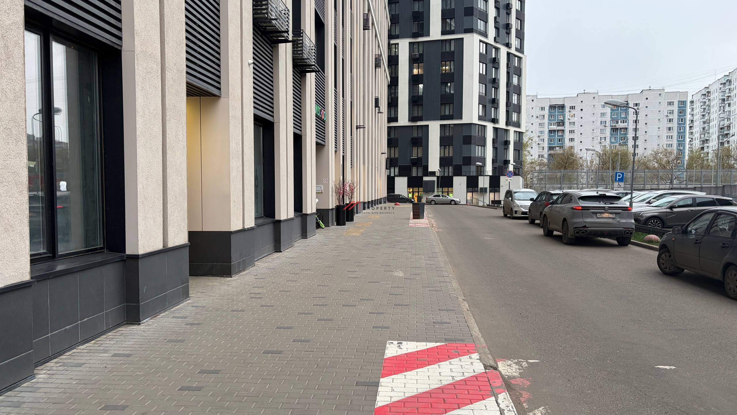 Продажа помещения в новом ЖК на улице Берзарина