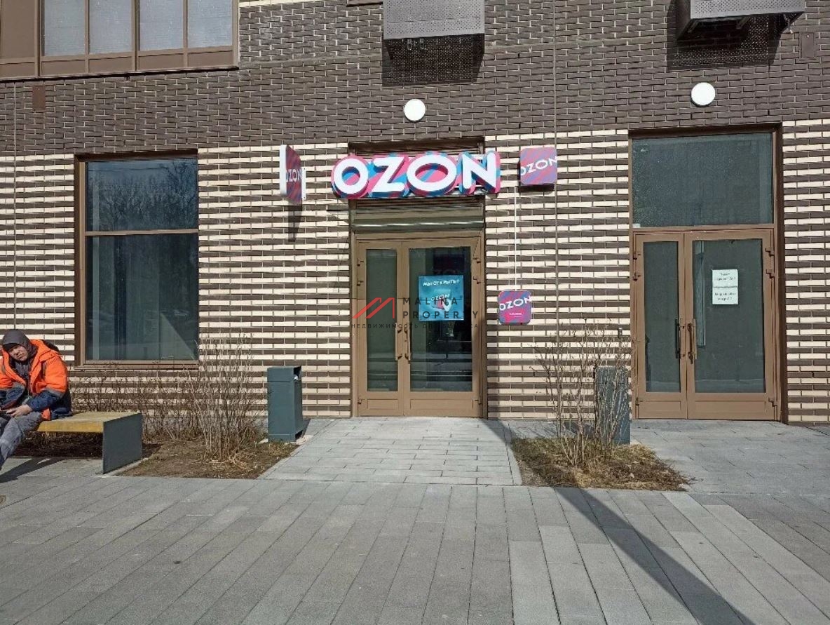 Продажа помещения с арендаторами на Севастопольском проспекте