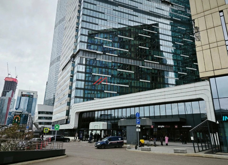 Продажа торгового помещения в IQ-квартале