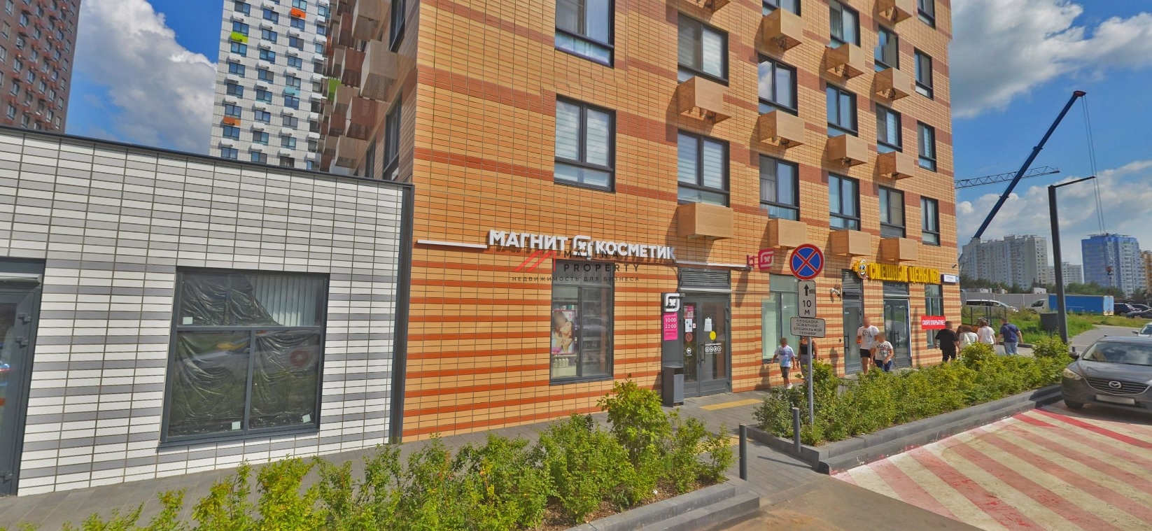 Аренда торгового помещения в ЖК "Бунинские луга" 