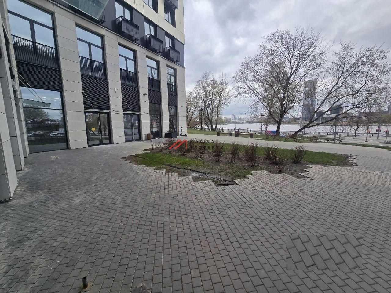 Аренда торгового помещения в "ЖК Level Нагатинская"