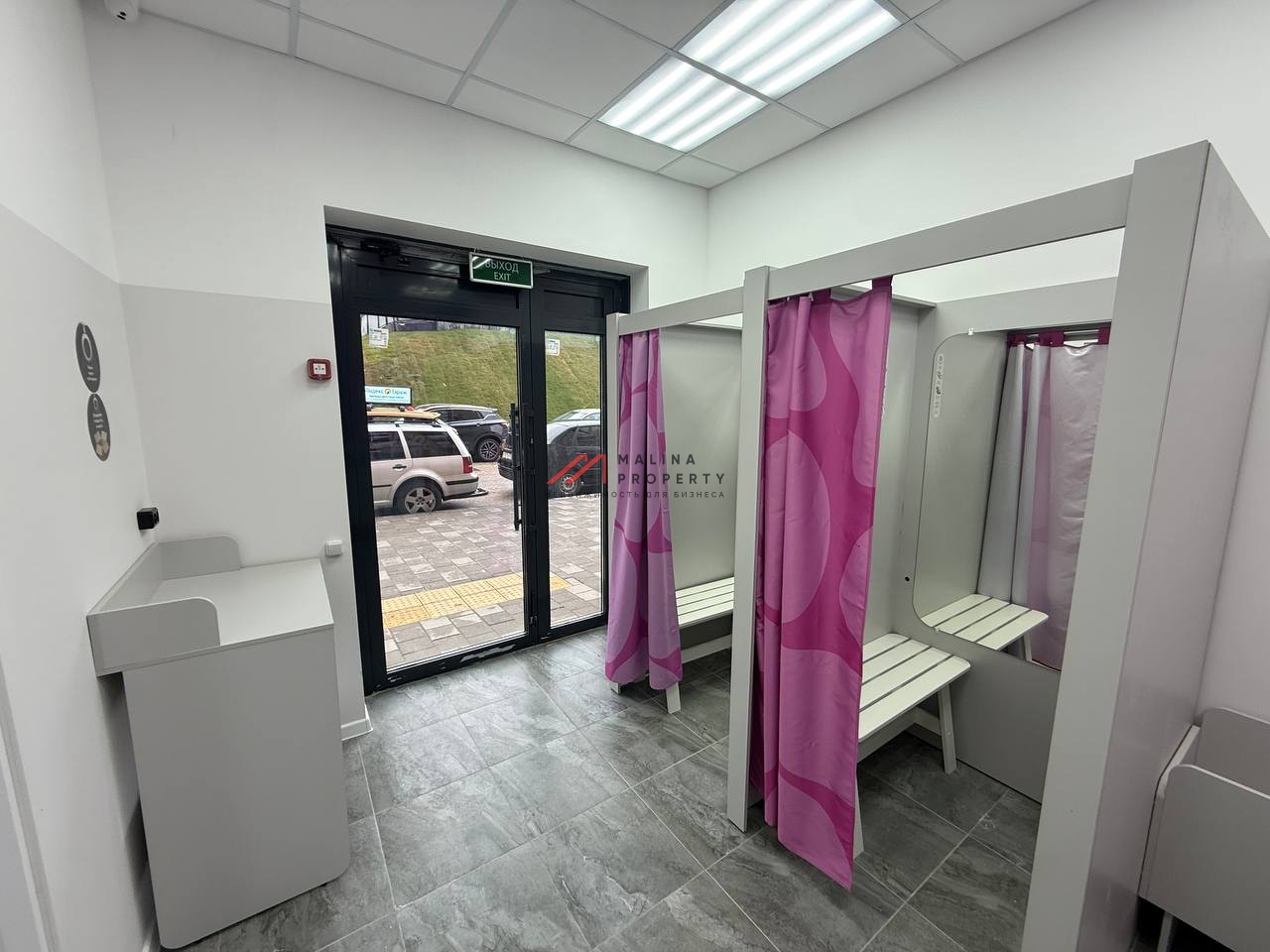 Продажа коммерческого помещения в ЖК Амурский Парк