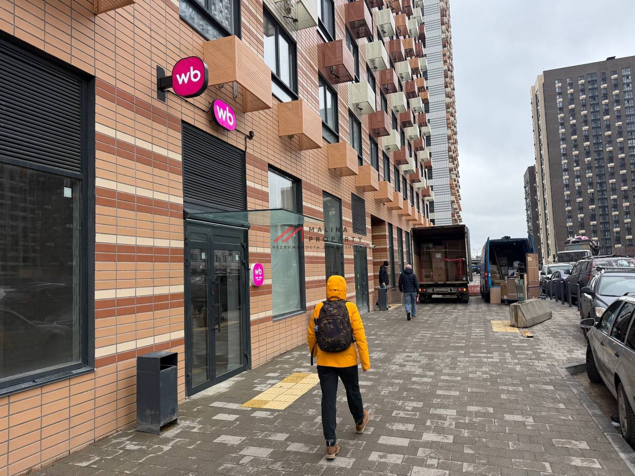 Продажа коммерческого помещения в ЖК Амурский Парк