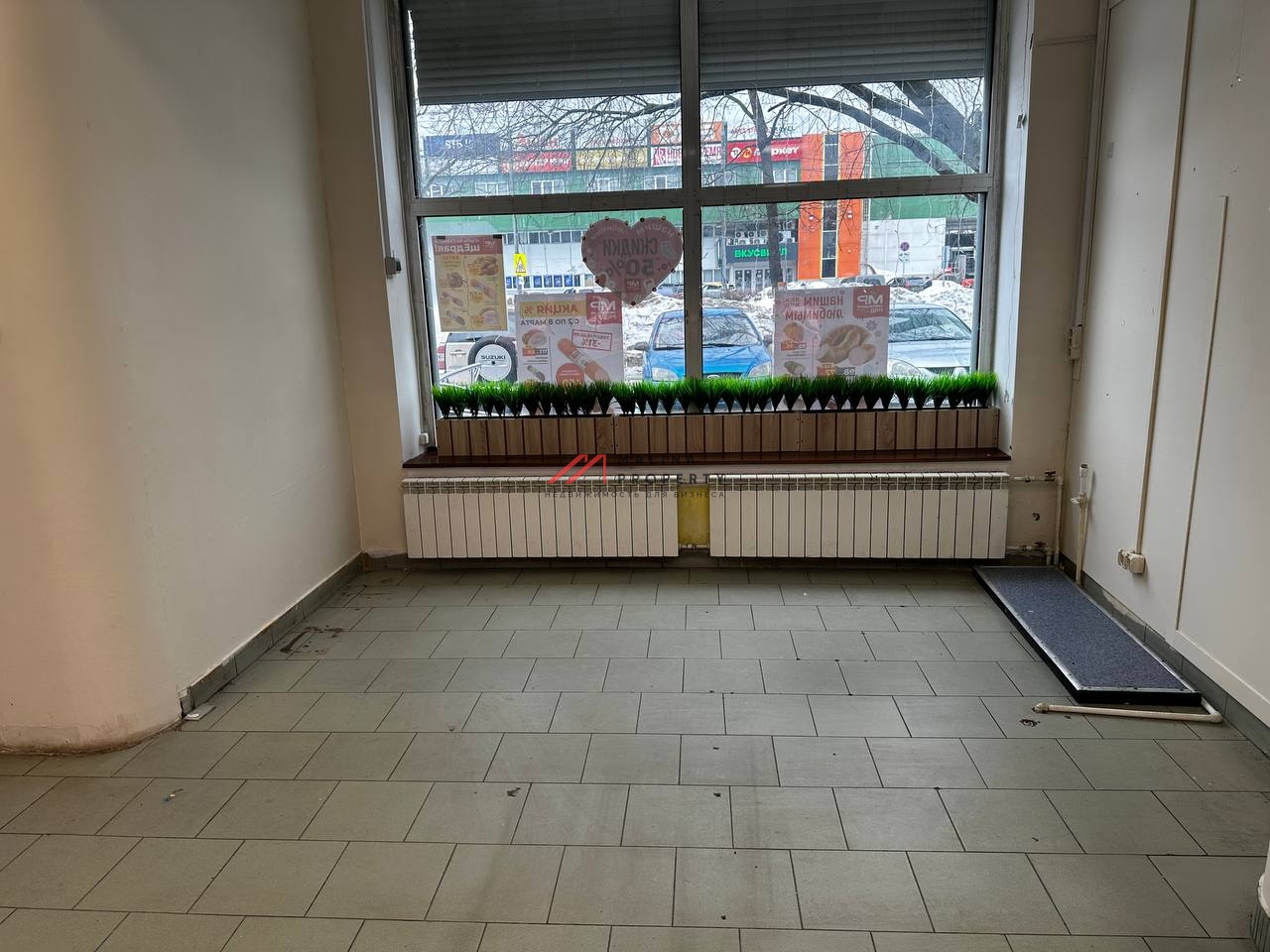 Продажа торгового помещения на улице Корнейчука