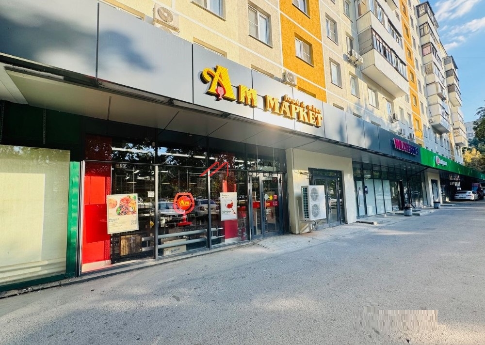 Аренда торгового помещения в плотном спальнике 