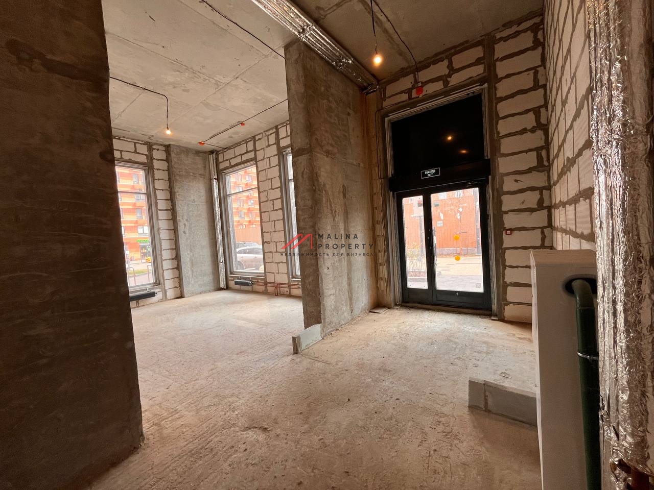 Аренда углового помещения в ЖК "Второй Нагатинский"