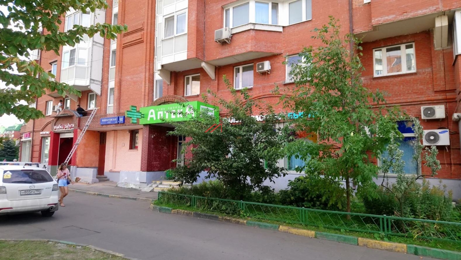 Аренда торгового помещения у метро Бунинская аллея