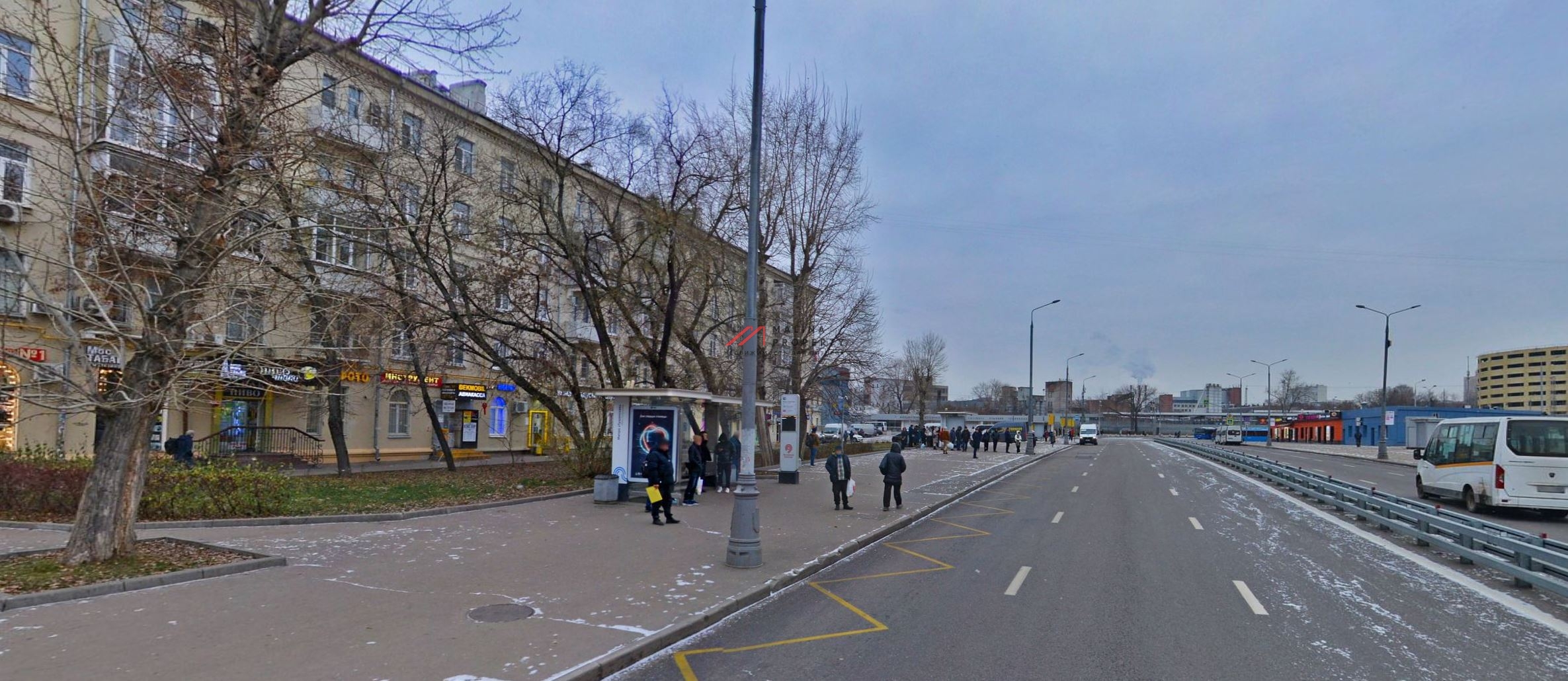 Продажа помещения с арендаторами у метро Тушинская