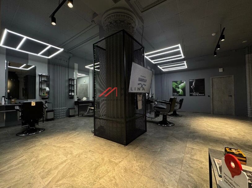 Продажа помещения с арендатором барбершоп Borodach